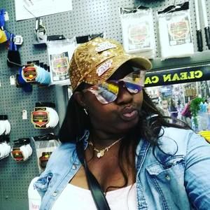 Meet your Posher, Kia